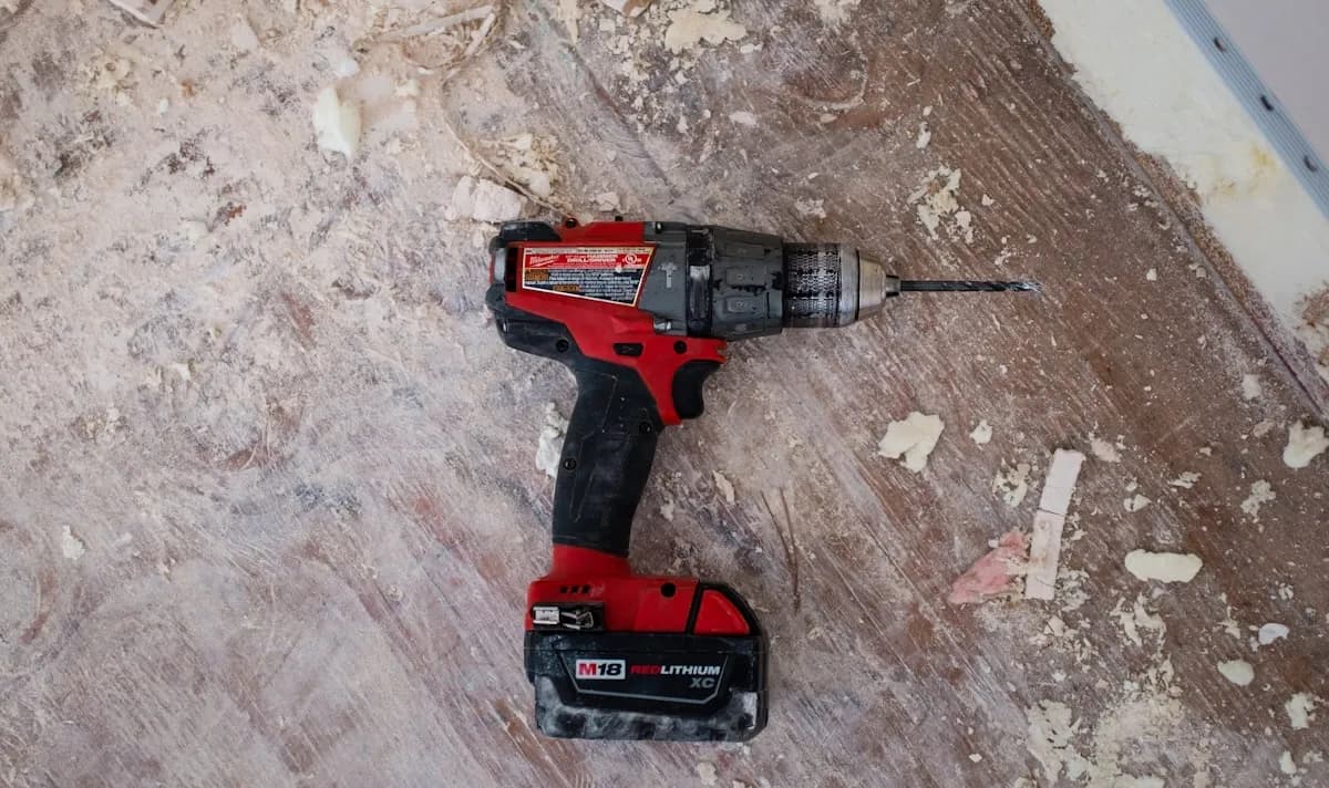 RYOBI ONE+ 18V Cordless Drill/Driver Kit